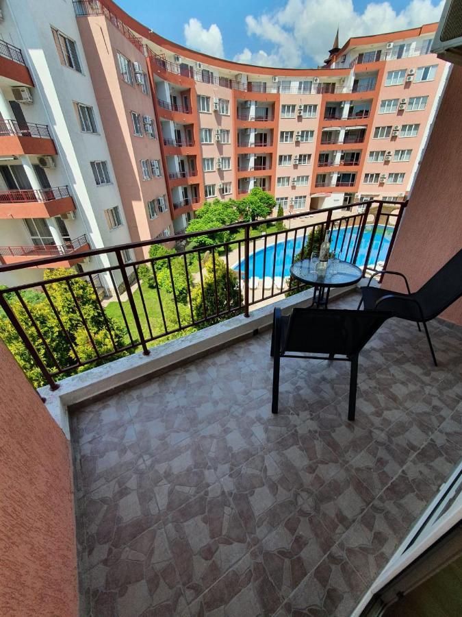 Apartman Ttt 布尔加斯 外观 照片