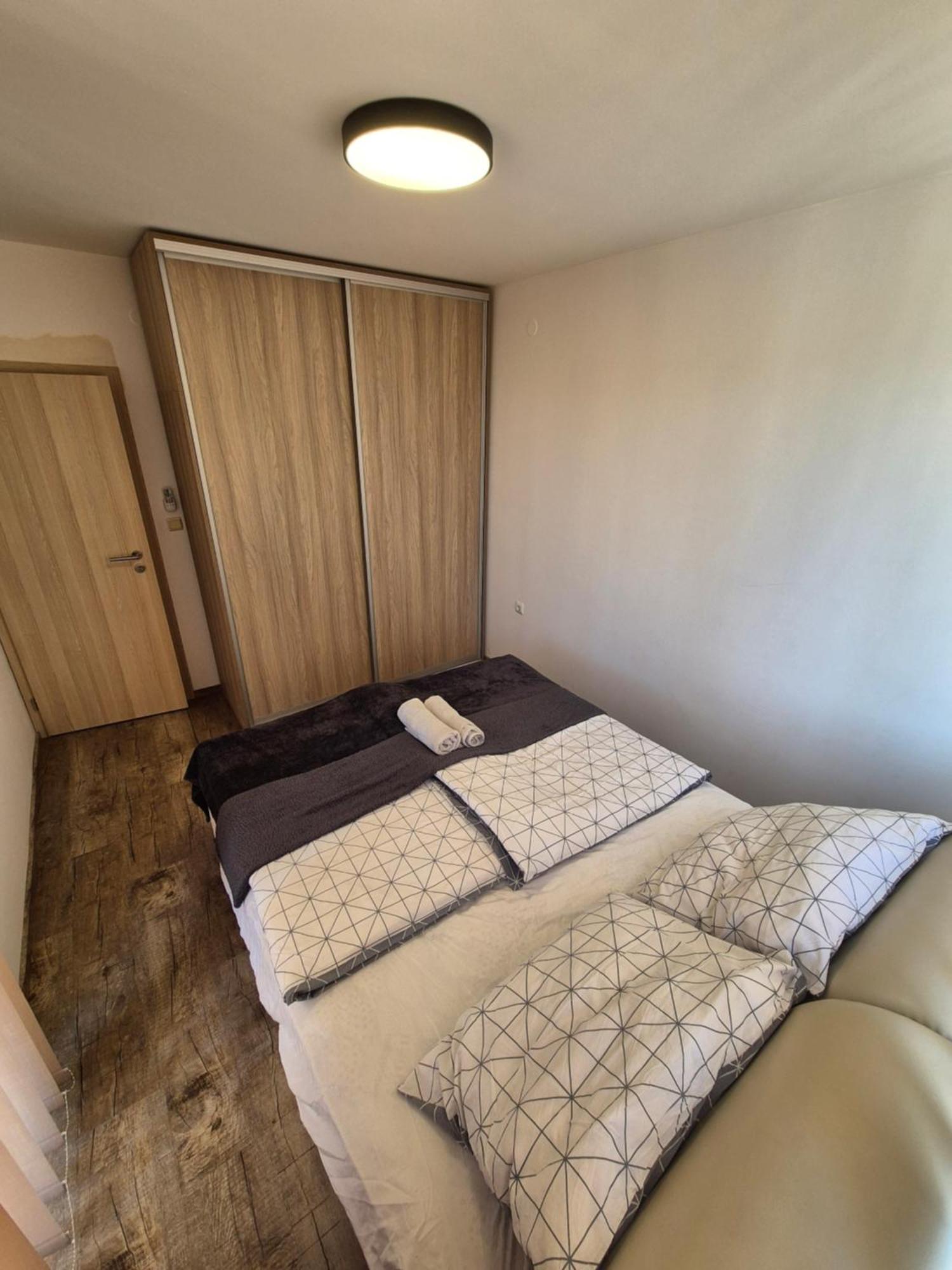 Apartman Ttt 布尔加斯 外观 照片