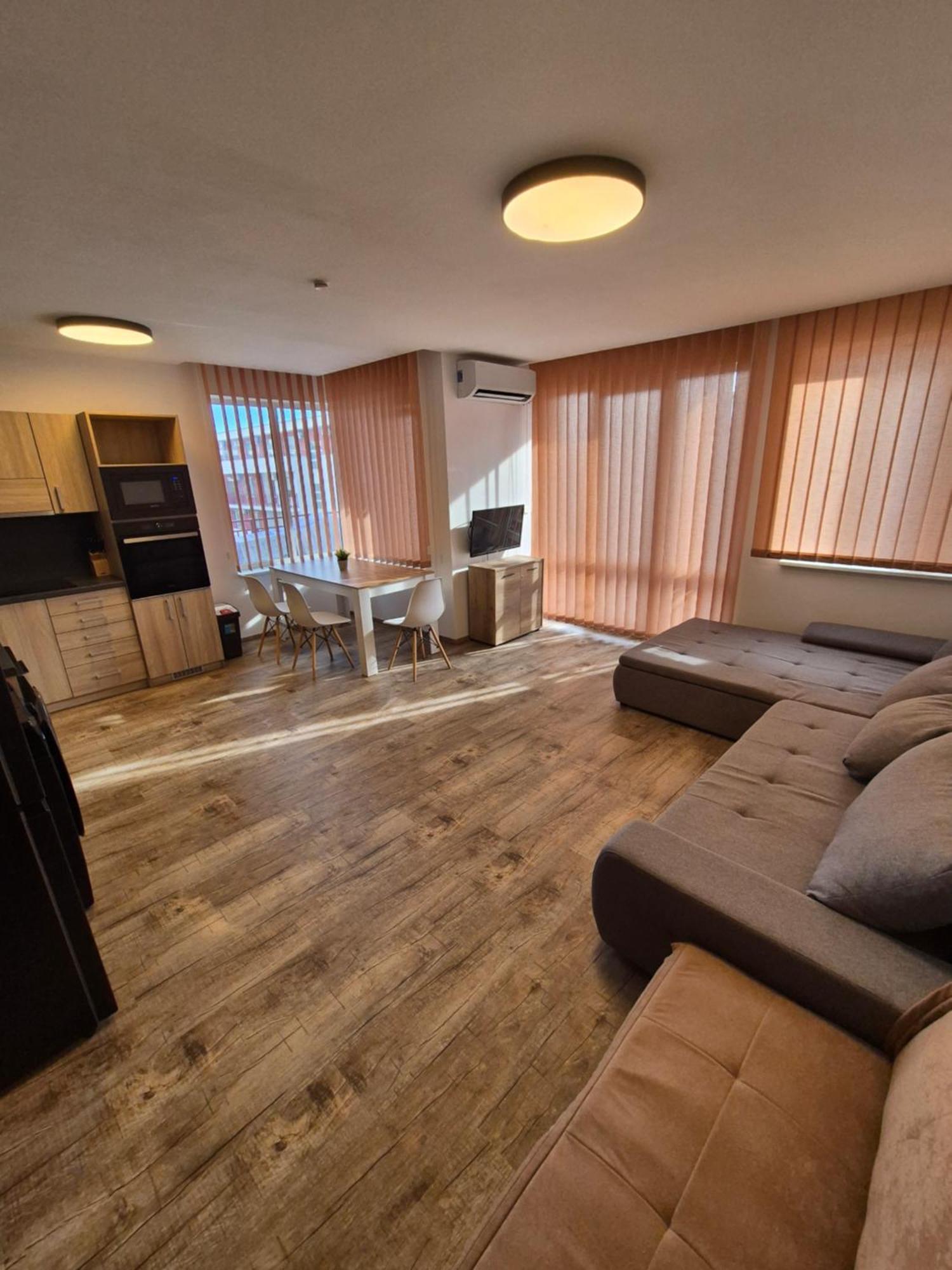 Apartman Ttt 布尔加斯 外观 照片
